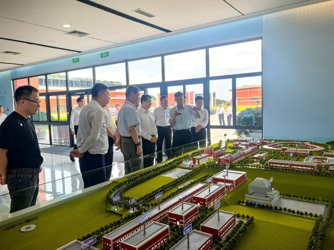 广东省委常委、常务副省长张虎一行调研HIAF及CiADS装置